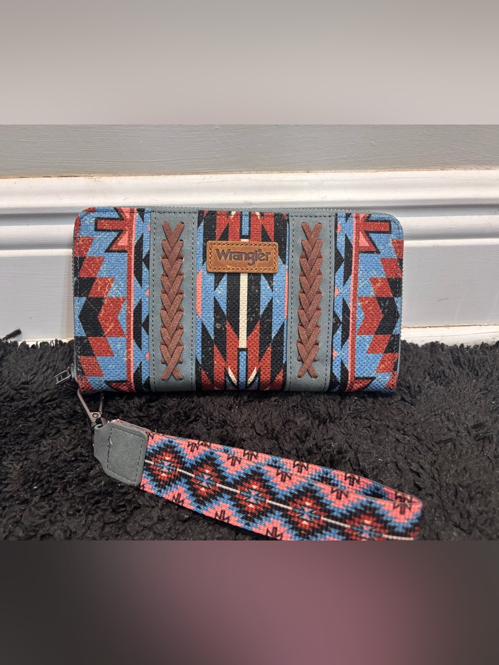 Wrangler Women's Southwestern Aztec Print Wristlet Wallet Navy Blue